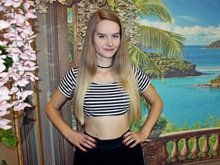 NicoleCerise show
